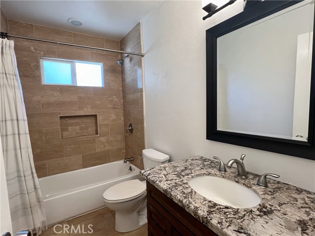 Detail Gallery Image 20 of 22 For 2702 San Lucas Ln, Costa Mesa,  CA 92626 - 3 Beds | 2 Baths