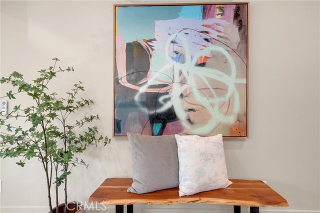 1123 E Ocean Blvd, Long Beach CA: https://media.crmls.org/medias/c27cdc6d-60a1-4c7a-bb31-b79b5aa72169.jpg