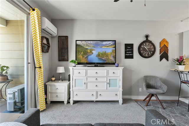 20191 Cape Coral Lane, Huntington Beach CA: https://media.crmls.org/medias/c27ce106-b562-43b0-b35f-180117b21067.jpg