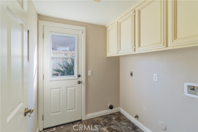 Detail Gallery Image 18 of 30 For 1430 Tanglewood Dr, Corona,  CA 92882 - 5 Beds | 3 Baths