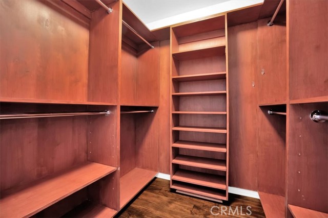 walk-in closet