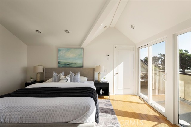 Detail Gallery Image 11 of 15 For 517 Larkspur #2,  Corona Del Mar,  CA 92625 - 2 Beds | 2/1 Baths
