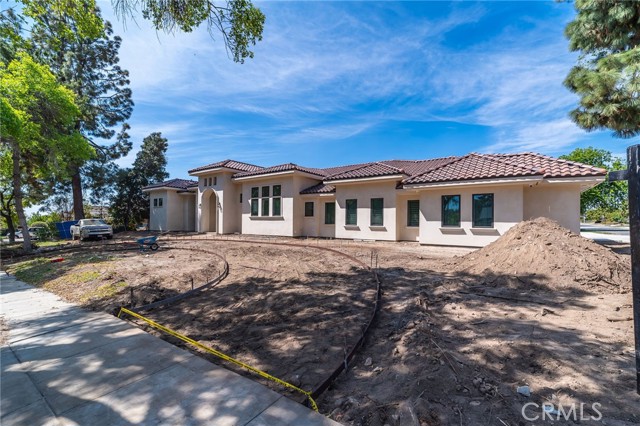 Front Image Thumbnail for CRIV25118181