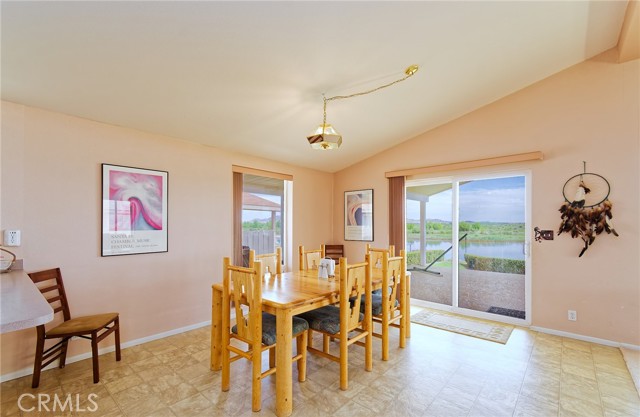 Detail Gallery Image 17 of 31 For 4831 Hidden Beaches Dr, Blythe,  CA 92225 - 3 Beds | 3 Baths