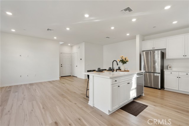 Detail Gallery Image 8 of 25 For 4215 E Carmel Privado, Ontario,  CA 91761 - 3 Beds | 2/1 Baths