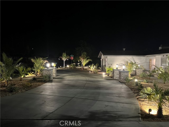 2890 N Biskra, Palm Springs, CA 92262