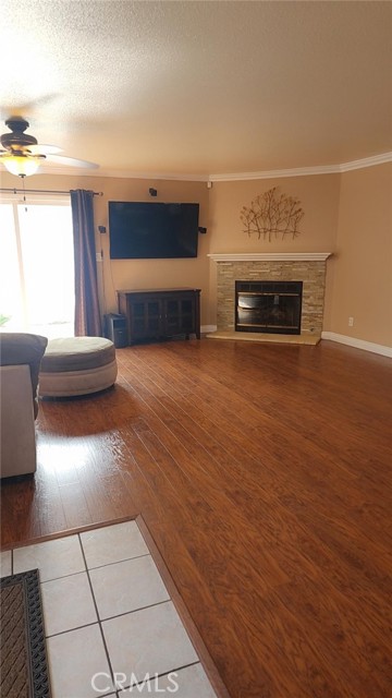 276 E Morningside Street, Long Beach CA: https://media.crmls.org/medias/c280d451-8315-493c-a76c-dfaf3c67b434.jpg