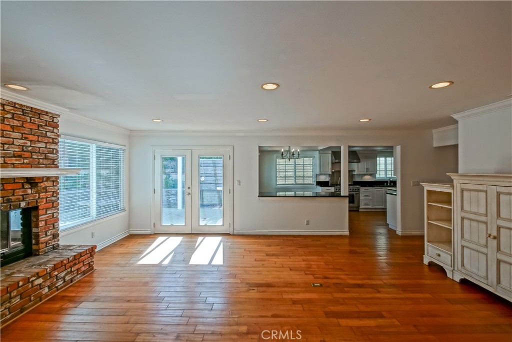 594 35th Street
