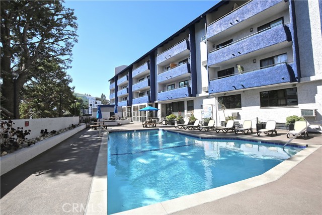 10982 ROEBLING Ave, Los Angeles CA: https://media.crmls.org/medias/c2816f74-9c1c-47b4-bcb1-d0eaeb341718.jpg