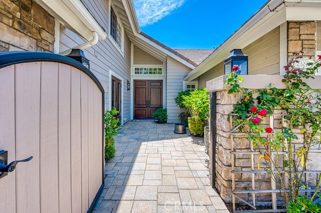 Detail Gallery Image 3 of 40 For 23271 via Dorado, Coto de Caza,  CA 92679 - 4 Beds | 3/1 Baths