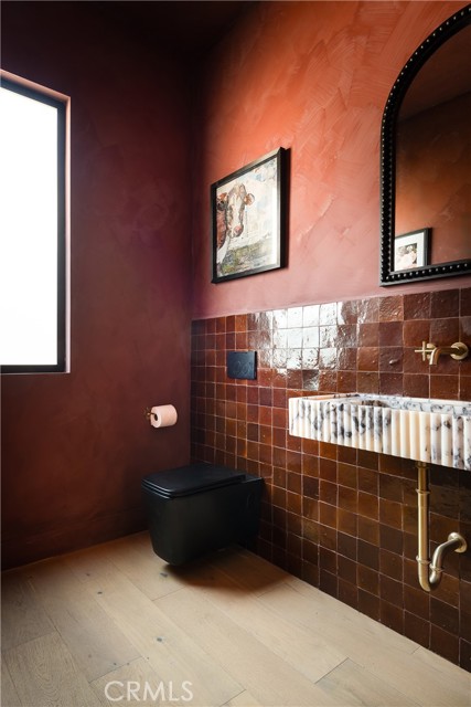 Detail Gallery Image 19 of 65 For 15719 Hartsook St, Encino,  CA 91436 - 4 Beds | 4/1 Baths