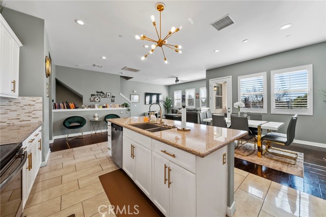 Detail Gallery Image 29 of 61 For 9339 Alondra Bld #2,  Bellflower,  CA 90706 - 3 Beds | 4 Baths