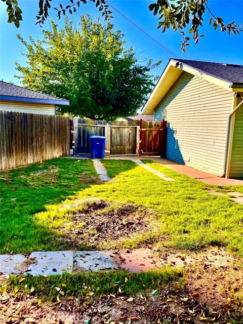 Detail Gallery Image 17 of 19 For 1640 Celeste Ct, Merced,  CA 95341 - 3 Beds | 2 Baths