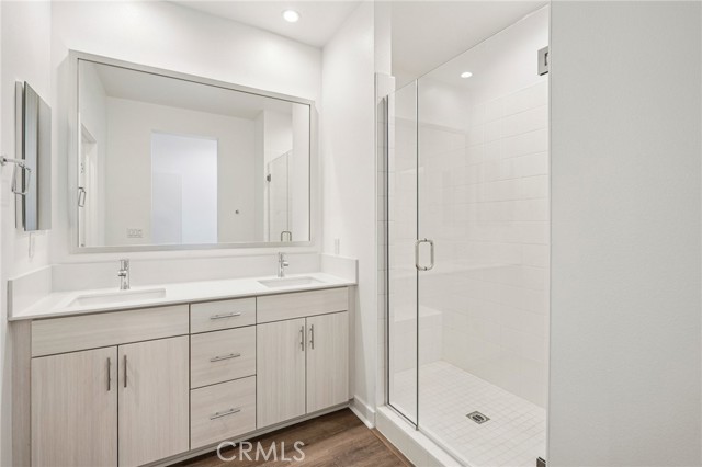 Detail Gallery Image 7 of 7 For 11708 Arkansas St #D,  Artesia,  CA 90701 - 3 Beds | 3 Baths