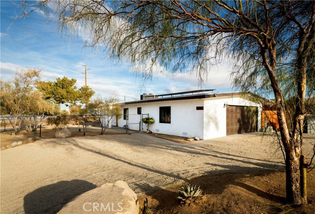 Detail Gallery Image 6 of 61 For 60515 Alta Loma Dr, Joshua Tree,  CA 92252 - 2 Beds | 1/1 Baths