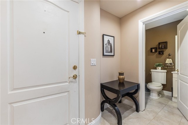 Detail Gallery Image 7 of 29 For 10130 Commerce Ave #2,  Tujunga,  CA 91042 - 2 Beds | 2 Baths