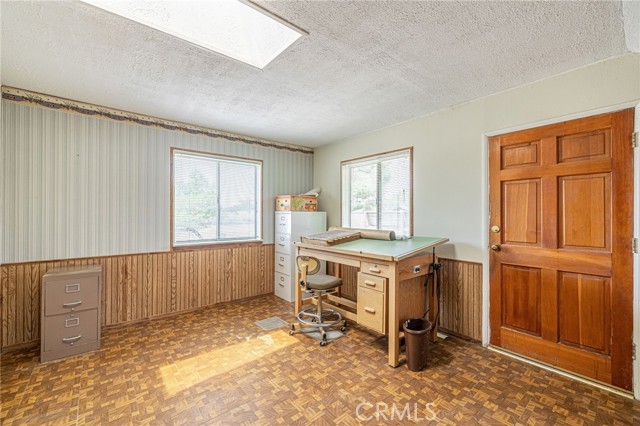 42631 51st W Street, Quartz Hill CA: https://media.crmls.org/medias/c2841b06-157b-4543-a6e5-d9063e9c78ce.jpg
