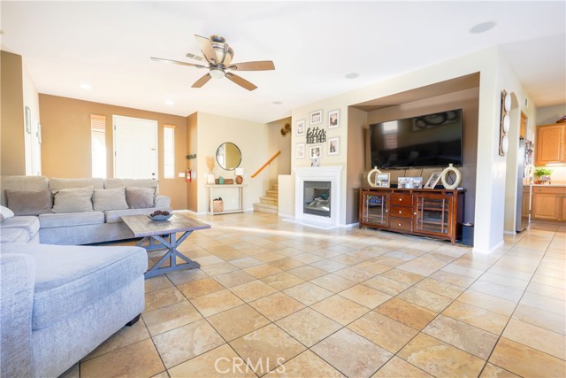 Detail Gallery Image 9 of 26 For 3577 Whieldon Dr, Perris,  CA 92571 - 4 Beds | 2/1 Baths