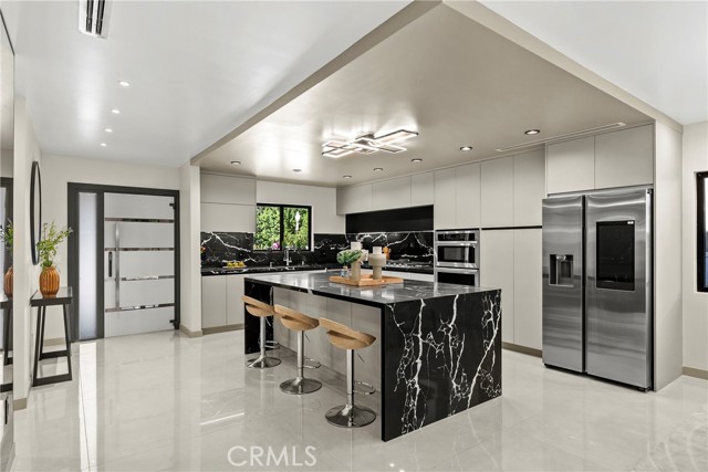 Detail Gallery Image 9 of 37 For 14242 Hortense, Sherman Oaks,  CA 91423 - 4 Beds | 4 Baths