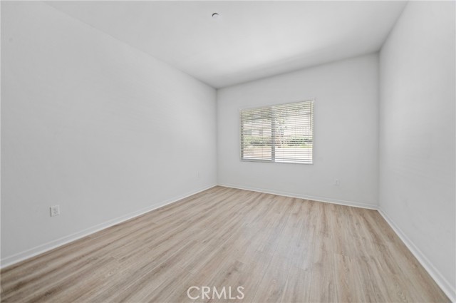 Detail Gallery Image 10 of 33 For 143 Frame, Irvine,  CA 92618 - 3 Beds | 3/1 Baths