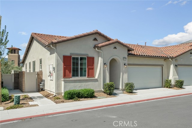 Detail Gallery Image 2 of 45 For 24205 Selwood Dr, Corona,  CA 92883 - 3 Beds | 2 Baths