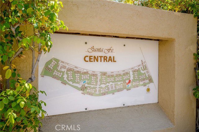 23735 Del Monte Drive, Valencia CA: https://media.crmls.org/medias/c28677e1-3fd9-4364-b104-05a80932380b.jpg
