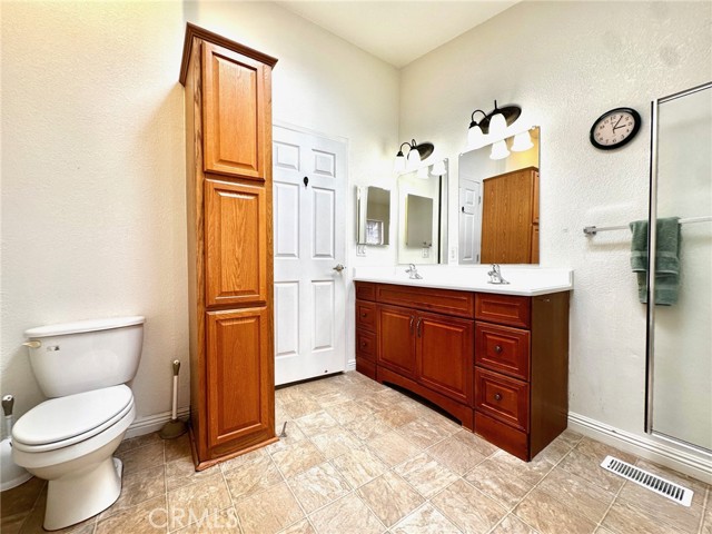 Large Primary Suite Bathroom