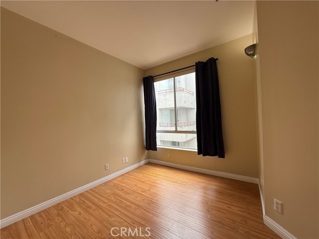 Detail Gallery Image 23 of 35 For 500 S Berendo St #302,  Los Angeles,  CA 90020 - 3 Beds | 2 Baths