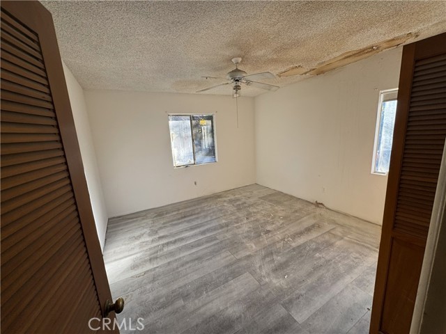 Detail Gallery Image 23 of 24 For 17545 Community Street, Northridge,  CA 91325 - 3 Beds | 2 Baths