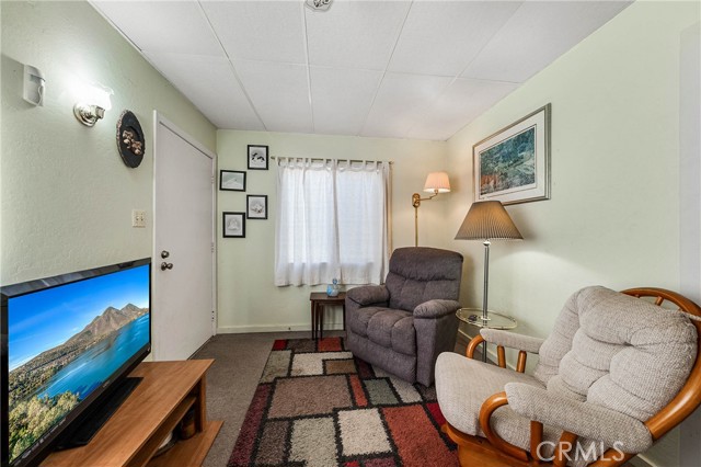 Detail Gallery Image 4 of 35 For 14051 - 14043 Lakeshore Dr #5 & 6,  Clearlake,  CA 95422 - 2 Beds | 2 Baths