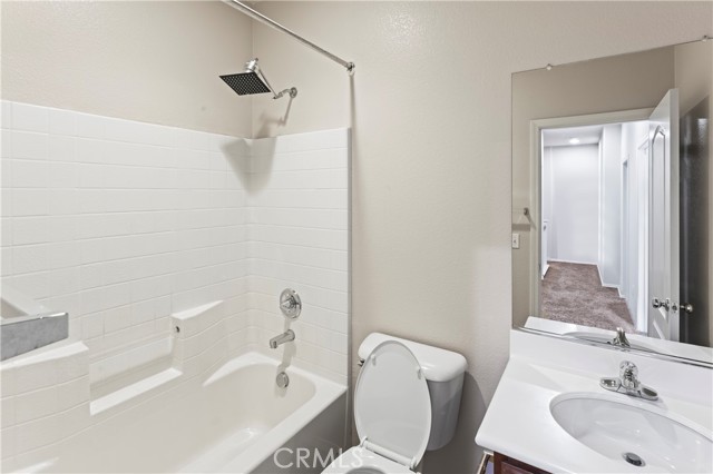 Detail Gallery Image 16 of 30 For 425 S Meadowbrook Dr #140,  San Diego,  CA 92114 - 3 Beds | 2/1 Baths