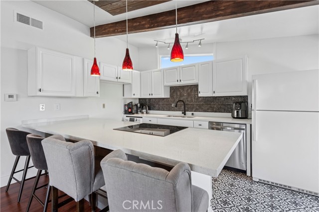 Detail Gallery Image 5 of 24 For 436 Seaward Rd, Corona Del Mar,  CA 92625 - 2 Beds | 1 Baths