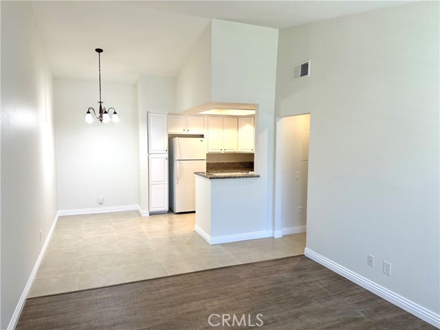 Detail Gallery Image 7 of 20 For 22 Alicante Aisle #115,  Irvine,  CA 92614 - 2 Beds | 2 Baths