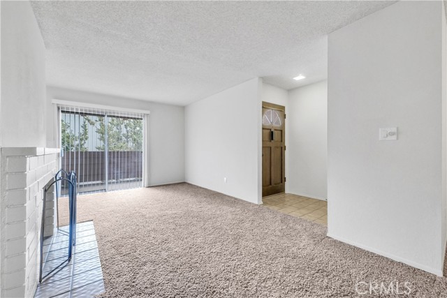 17552 Vandenberg Lane, Tustin CA: https://media.crmls.org/medias/c28bbcfc-6c78-47a4-9b95-193147a78015.jpg