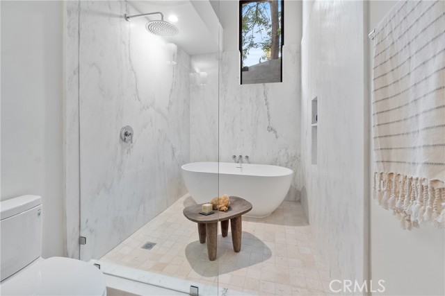 Detail Gallery Image 38 of 62 For 3250 Coldwater Canyon Ave, Studio City,  CA 91604 - 4 Beds | 4 Baths