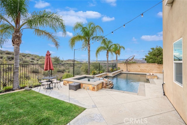 Detail Gallery Image 13 of 52 For 20530 Cheryl Ln, Saugus,  CA 91350 - 5 Beds | 4 Baths