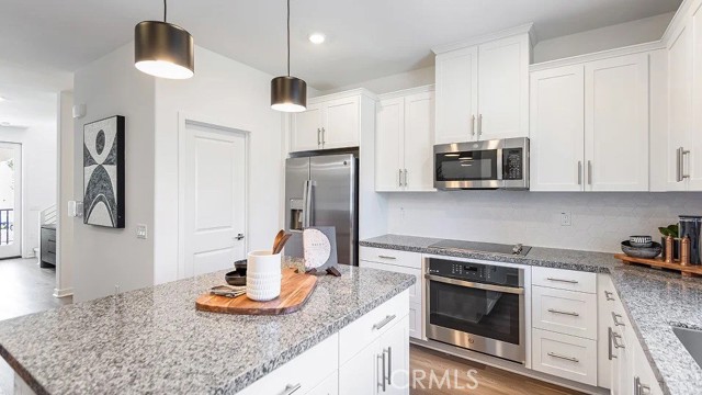 Detail Gallery Image 4 of 24 For 8409 Tapia Way, Rancho Cucamonga,  CA 91730 - 3 Beds | 3/1 Baths