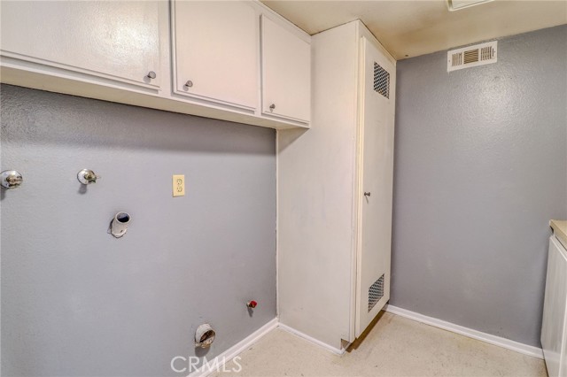 14738 Pioneer Boulevard, Norwalk CA: https://media.crmls.org/medias/c28d0c49-07a3-41c7-bb25-5b492e3caf33.jpg