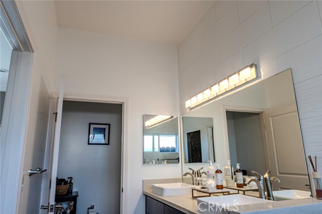 Detail Gallery Image 49 of 51 For 6841 E Bacarro, Long Beach,  CA 90815 - 4 Beds | 3 Baths