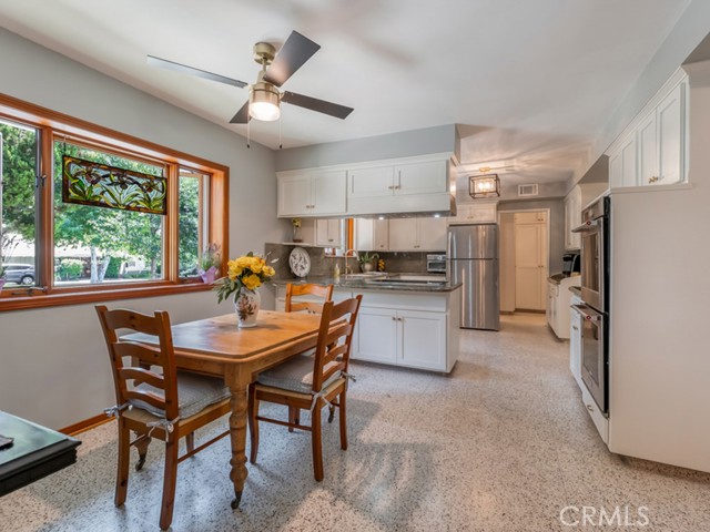 10335 Sylvia Avenue, Porter Ranch CA: https://media.crmls.org/medias/c28f9397-751c-488e-bee8-a3e92d92aa2c.jpg