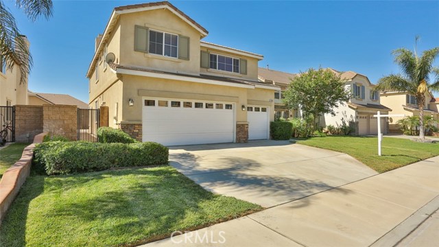 15441 Rochelle St, Fontana, CA 92336