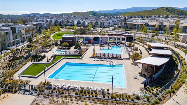 Detail Gallery Image 68 of 69 For 27516 Golden Currant Pl, Valencia,  CA 91381 - 4 Beds | 4/1 Baths