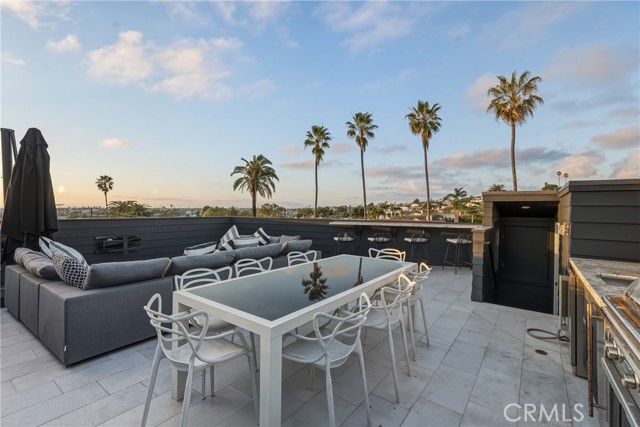 Detail Gallery Image 31 of 41 For 626 Longfellow, Hermosa Beach,  CA 90254 - 4 Beds | 5 Baths
