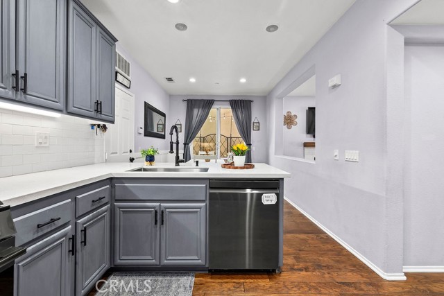 Detail Gallery Image 9 of 39 For 6342 Topeka, Riverside,  CA 92504 - 3 Beds | 2/1 Baths