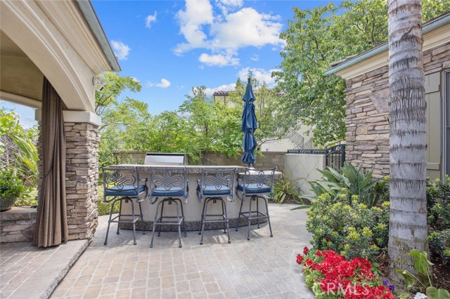 25769 Oak Leaf Court, Valencia CA: https://media.crmls.org/medias/c29354f1-6996-448c-b136-18a63131de42.jpg
