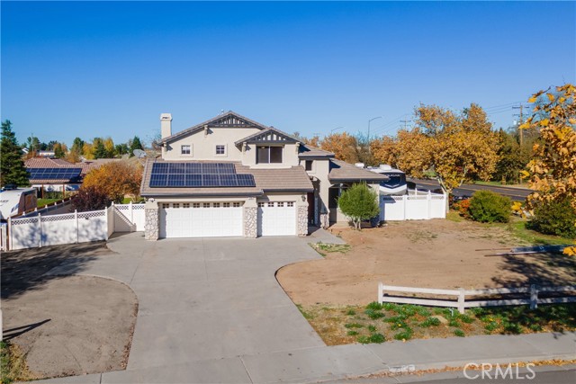 Detail Gallery Image 2 of 25 For 2104 Summit, Paso Robles,  CA 93446 - 4 Beds | 3 Baths