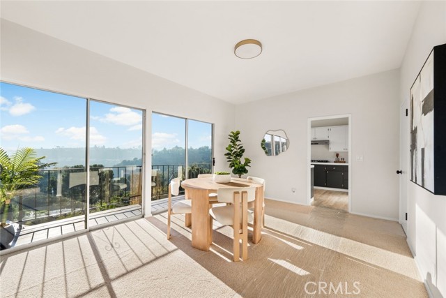 Detail Gallery Image 10 of 21 For 7426 Mulholland Dr, Los Angeles,  CA 90046 - 2 Beds | 2 Baths