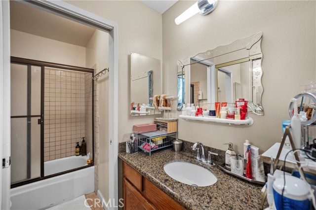 Detail Gallery Image 13 of 25 For 1014 S Marengo, Alhambra,  CA 91803 - 2 Beds | 2/1 Baths