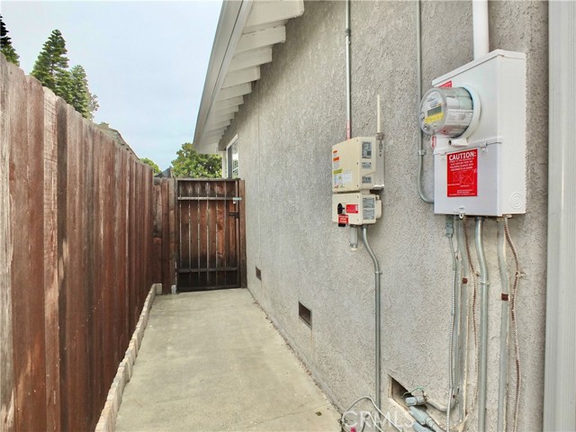 1301 W Robidoux Street, Wilmington CA: https://media.crmls.org/medias/c29451fb-69b4-4cc3-b967-2251b4abe20b.jpg