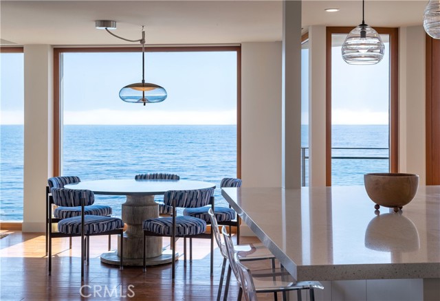 1901 Ocean Way, Laguna Beach CA: https://media.crmls.org/medias/c29469f0-c34e-4e09-a10b-24baac54172b.jpg